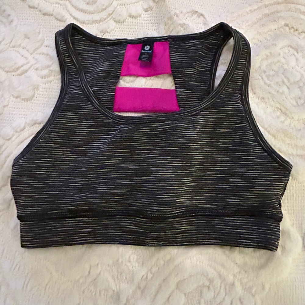 Sports bra medium